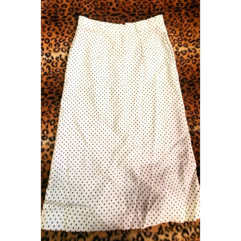 Vintage polka dot pencil skirt pinup back buttons